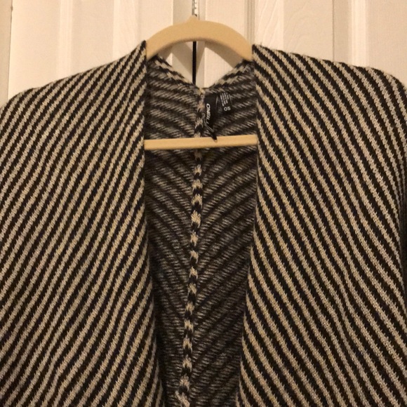 O’Neill O/S Sweater - Picture 2 of 3